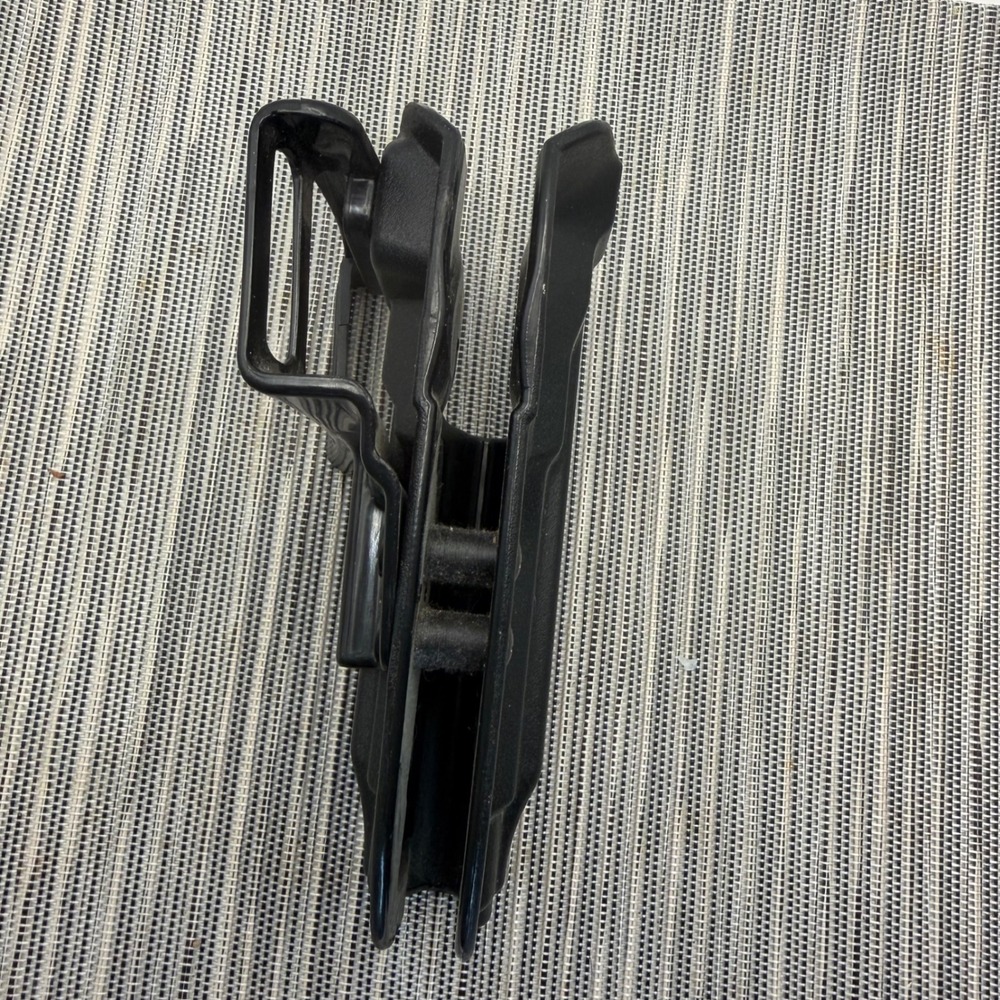 Uncle Mikes Size 20 Kydex Paddle Holster Right Hand Black Revolver 4 Inch Barrel - Picture 5 of 6